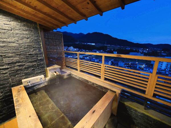 ISSA Deluxe Western Room with Open-Air Bath at Issa no Komichi Biyu no Yado